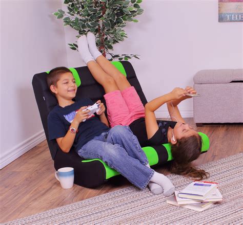 gaming chair boy twitter
